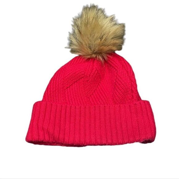 Red Cashmere Knit Faux Fur Pom Pom Beanie Hat By Nordstrom NWT - Picture 2 of 8